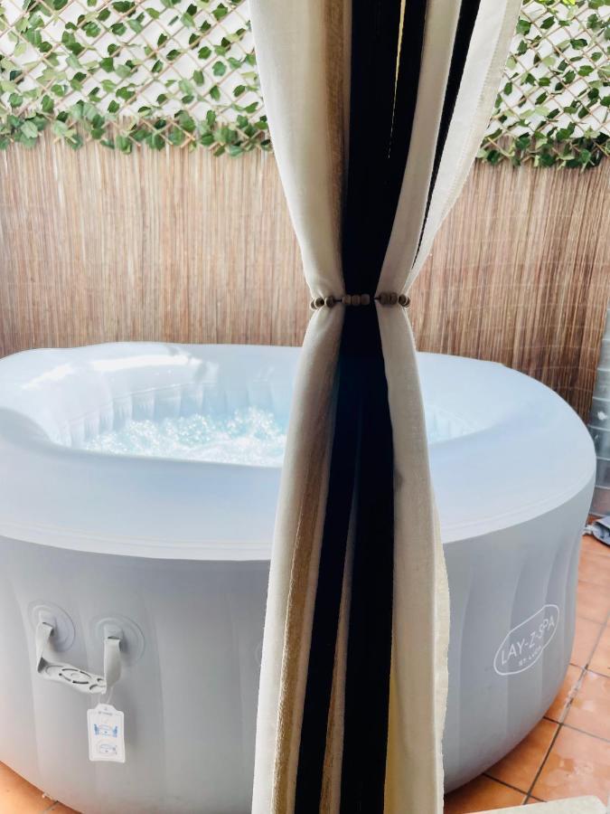 Alaudae Apartamentos -Centro- Garaje Privado-Jacuzzi Exterior Bajo Peticion - Mérida Dış mekan fotoğraf