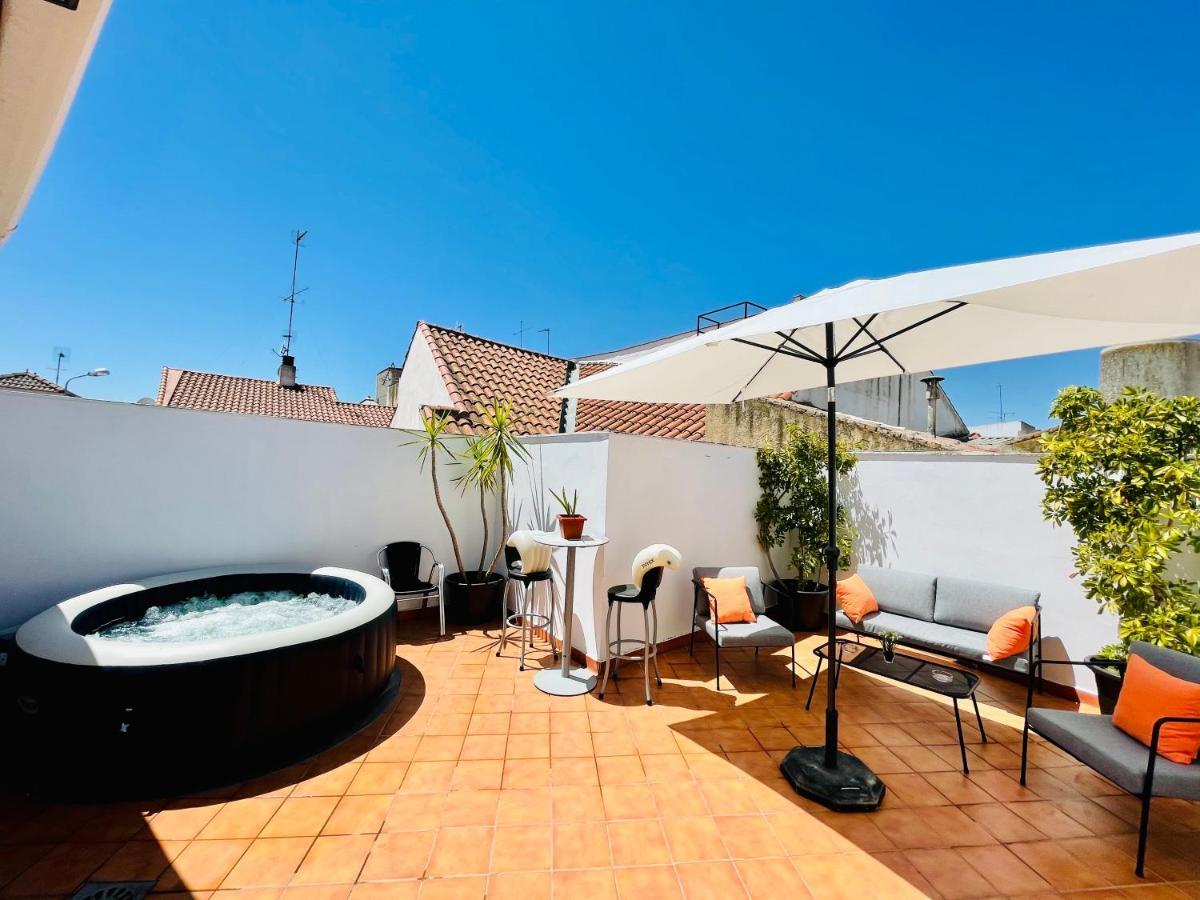 Alaudae Apartamentos -Centro- Garaje Privado-Jacuzzi Exterior Bajo Peticion - Mérida Dış mekan fotoğraf